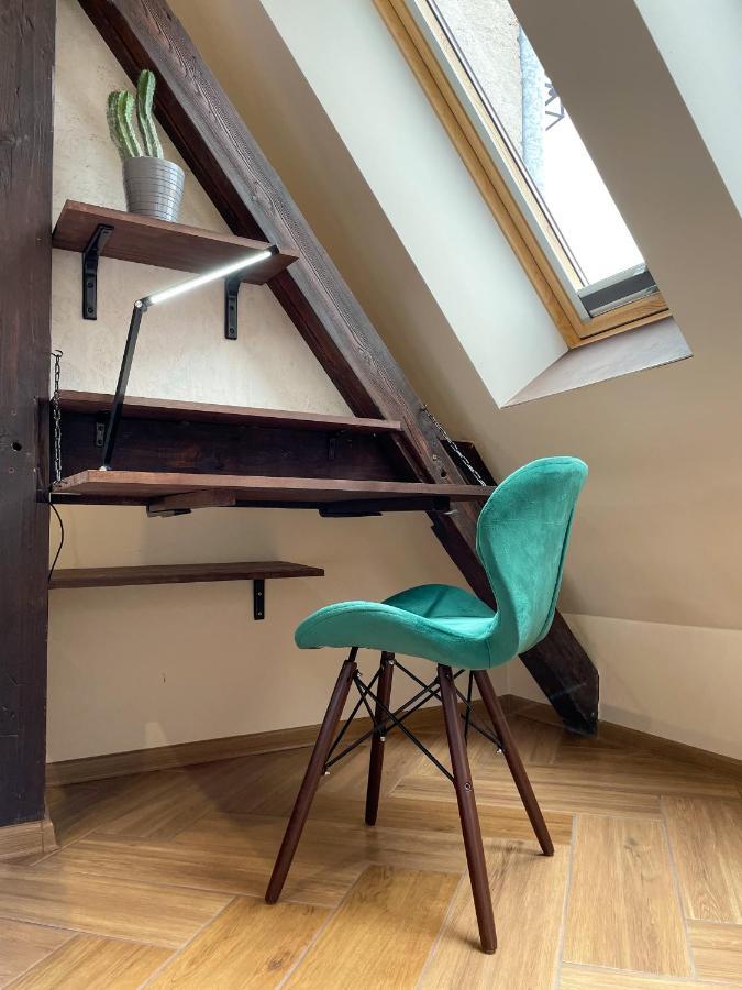 Long Attic Studio Poznan Exterior photo